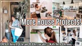 MORE HOUSE PROJECTS, CLEAN WITH ME & DECORATING :: DIY Closet, Kitchen Demo, Cleaning + Spring Porch