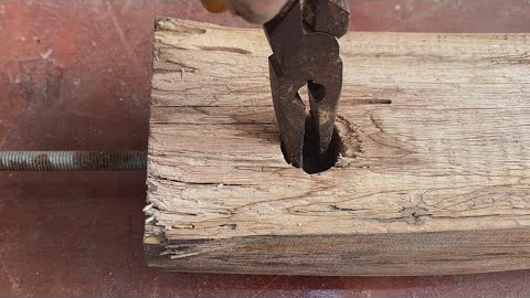 Easy Woodworking Project // Steps To Complete A Extremely Sturdy Swing From Scrap Wood