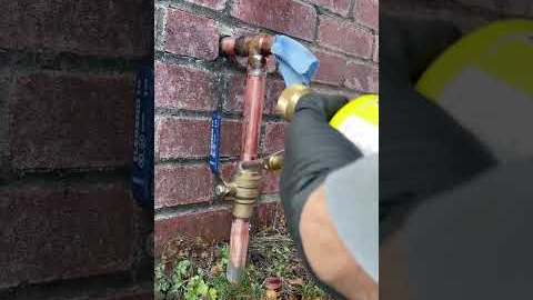 replacing a main shut off valve on copper line #plumber #plumbing #soldering