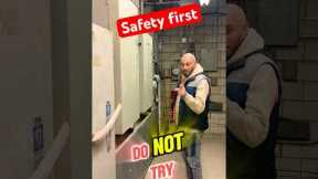 Tips from a pro: electrical safety #safety #electrician #learn #teach #jobsite #construction #diy